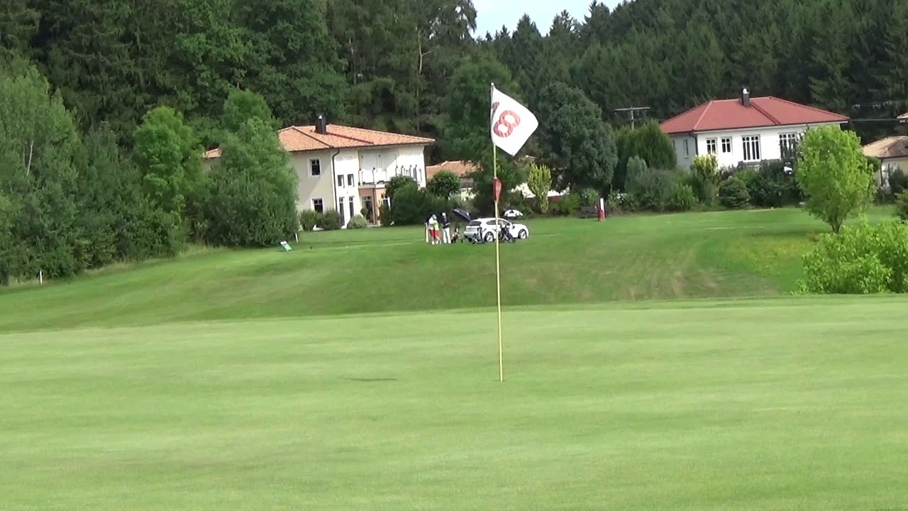 Hole-in-One insured challenge